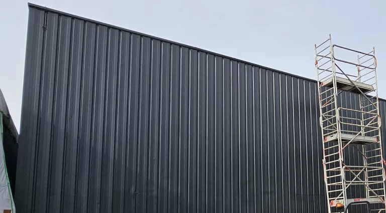 Bardage maison : tout ce qu’il faut savoir pour habiller et isoler vos murs extérieurs